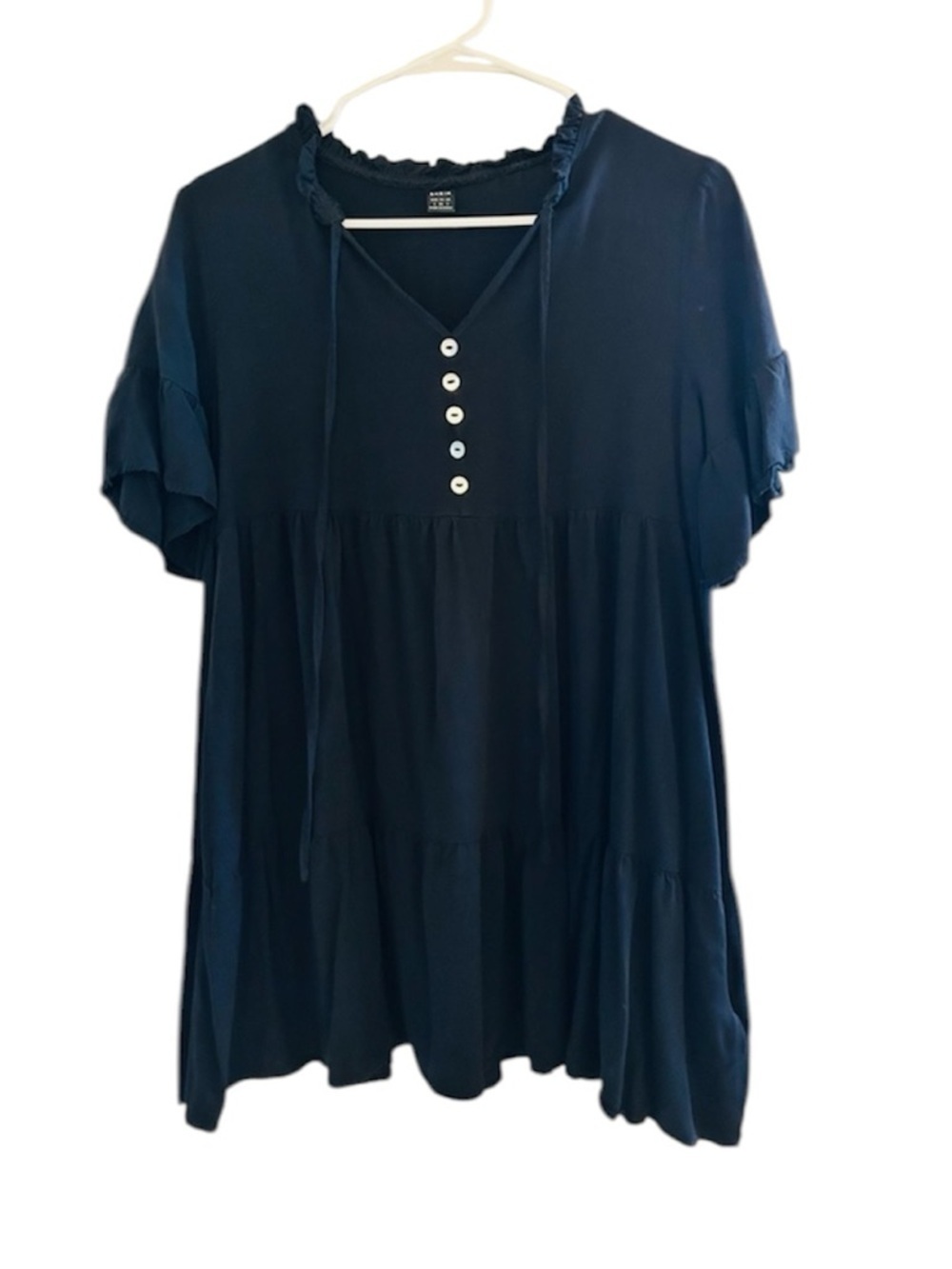 Ruffled Black Flowy Tunic Top with Buttons Size Small NWOT - Picture 1 of 4